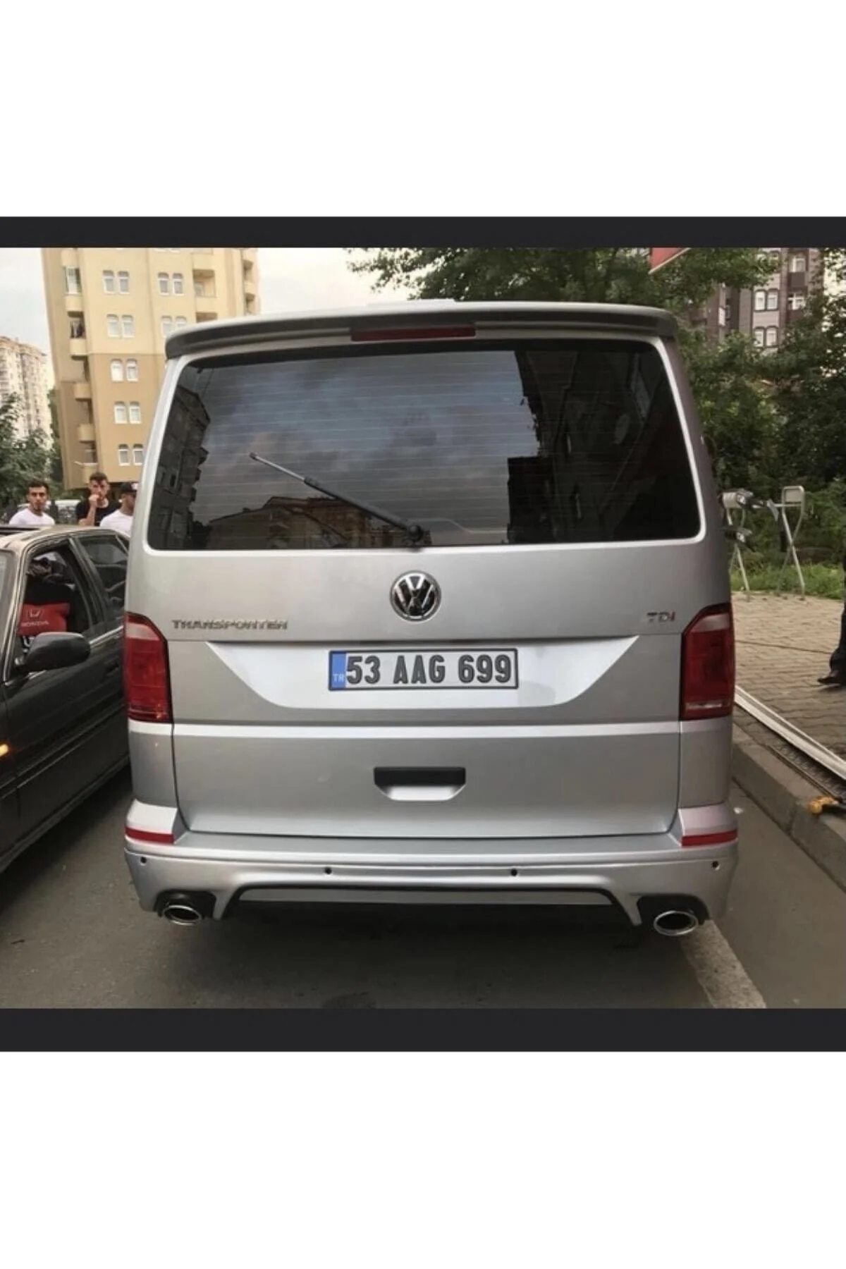 Volkswagen Transporter T7 Gri Spoiler