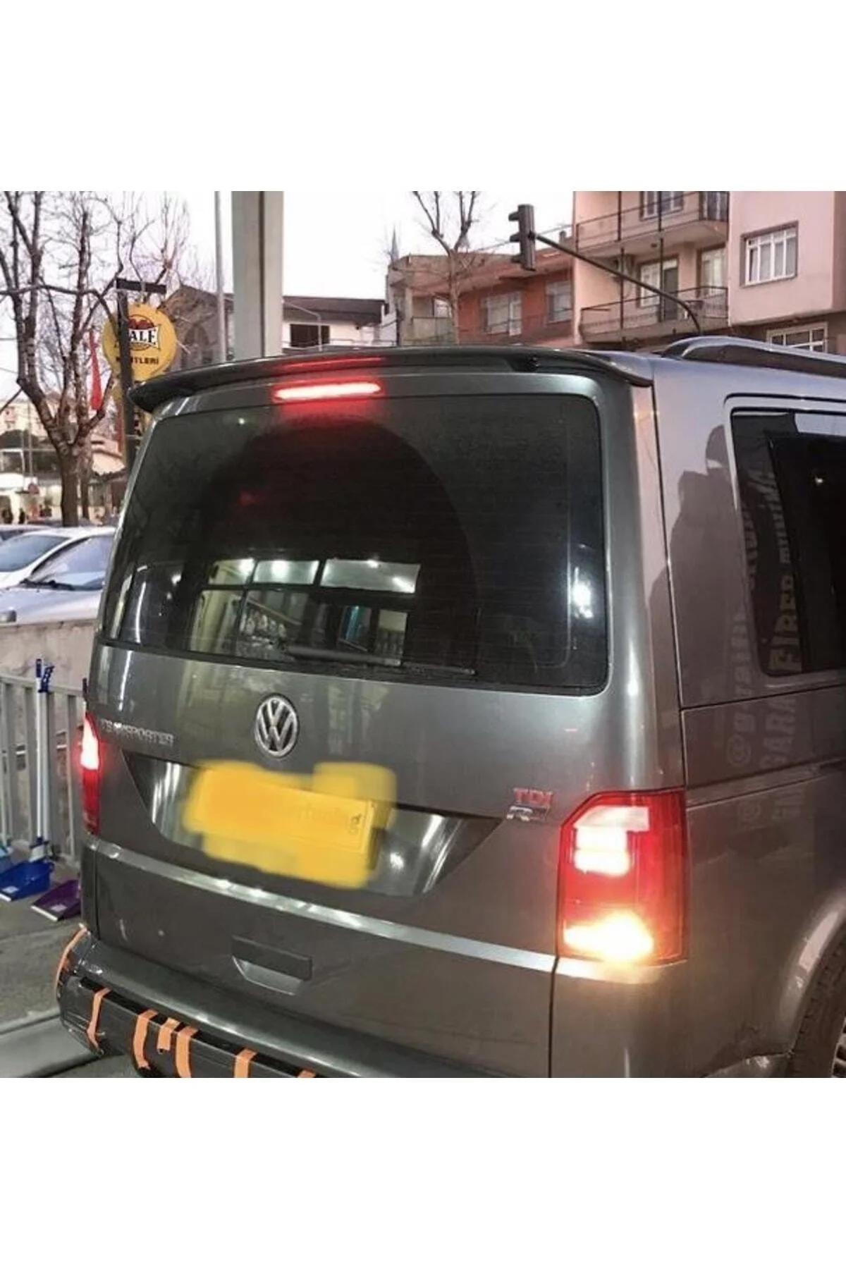 Volkswagen Transporter T7 Gri Spoiler