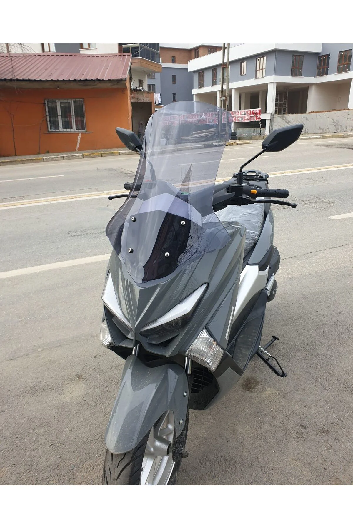 Volta Apec Apx5 Ön Cam 2023-2026 Model 57cm Füme Renkli 4mm SPORTİF