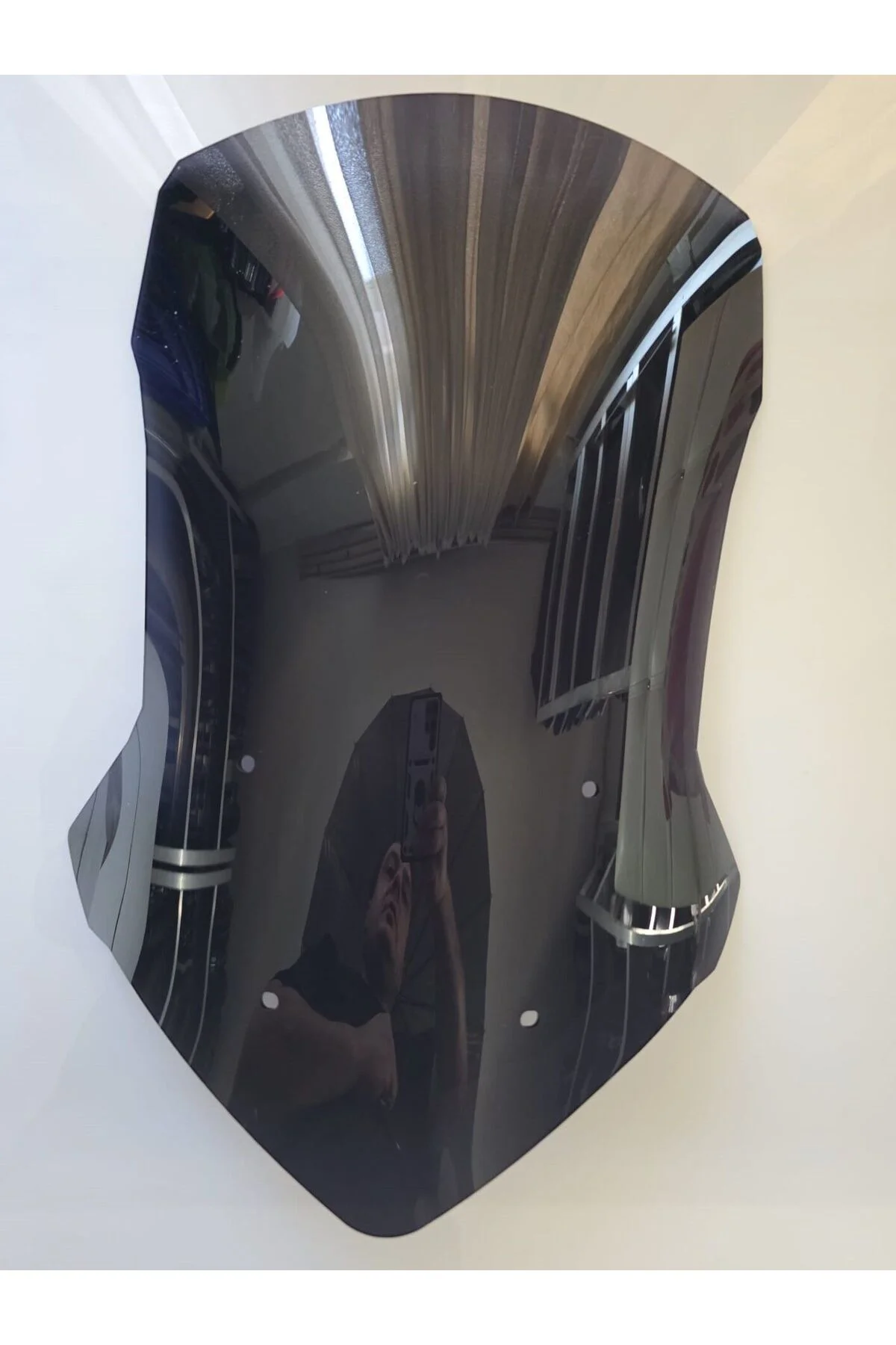 Volta Apec Apx5 Ön Cam 2023-2026 Model 57cm Siyah Renkli 4mm SPOR