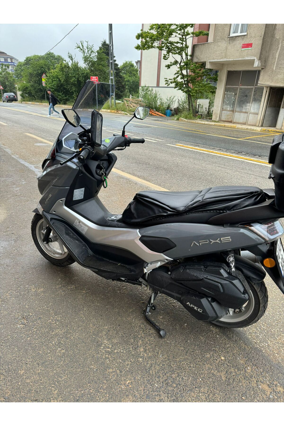 Motocam Volta Apec Apx5 Ön Cam 2023 2024 Model 78Cm Açıkfüme Renkli 4Mm U