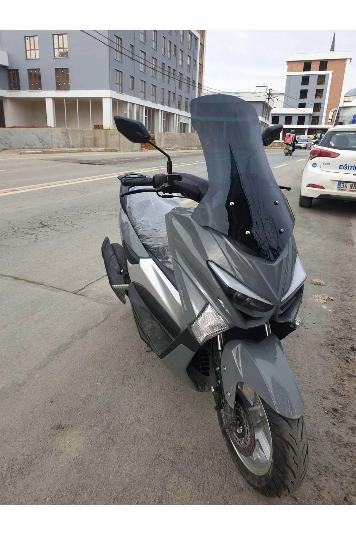 Volta Apec Apx5 Ön Cam 2023-2026 Model 68cm Siyah Renkli 4mm ORTA