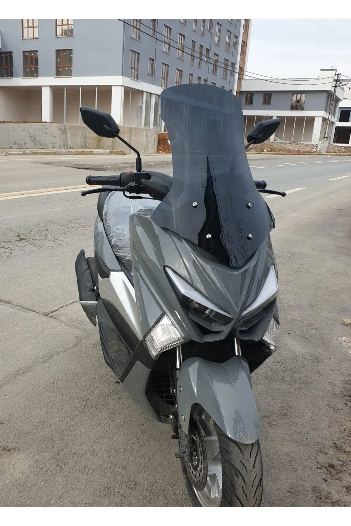 Volta Apec Apx5 Ön Cam 2023-2026 Model 68cm Siyah Renkli 4mm ORTA