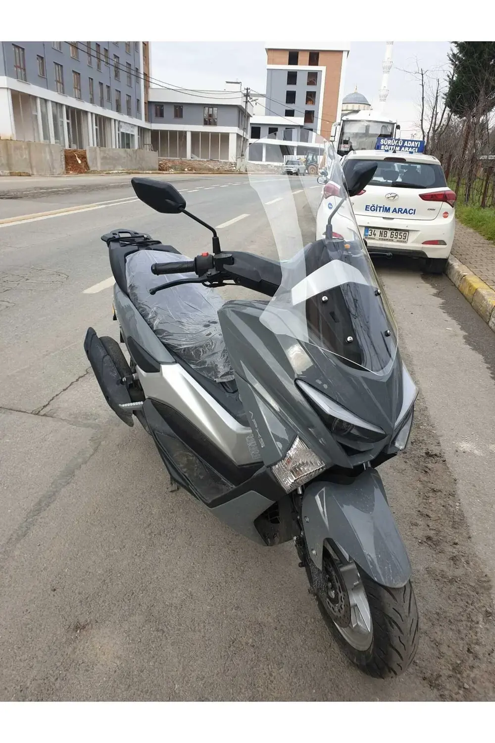 Volta Apec Apx5 Ön Cam 2023 2024 Model 57cm Şeffaf Renkli 4mm KIS