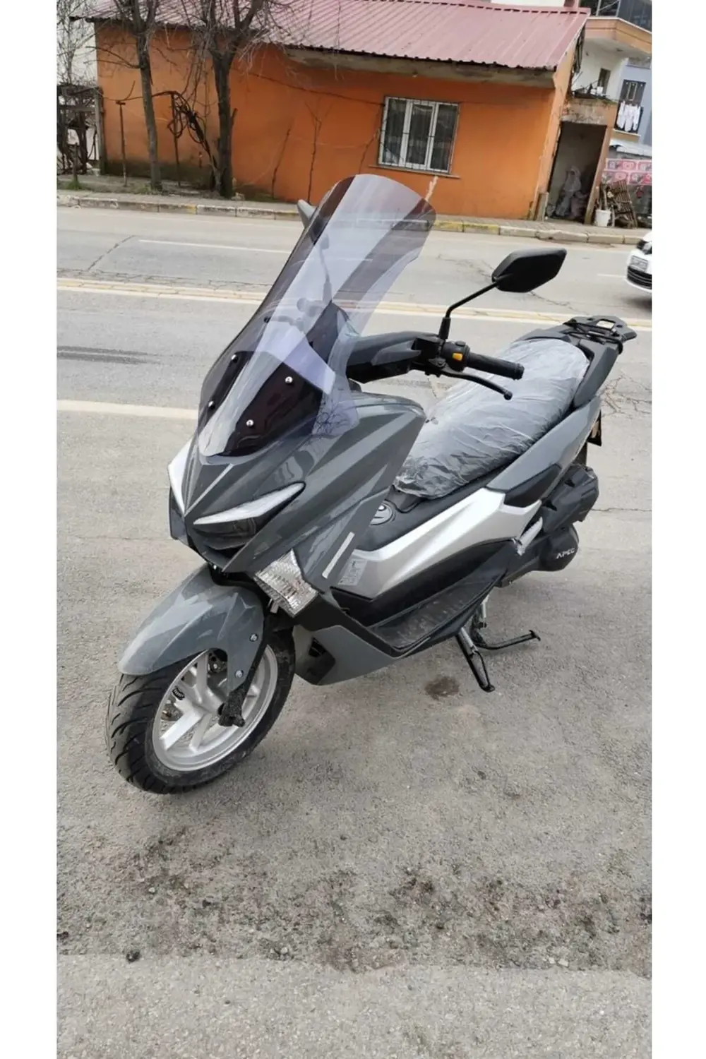 Volta Apec Apx5 Ön Cam 2023-2025 Model 68cm Füme Renkli 4mm ORTA