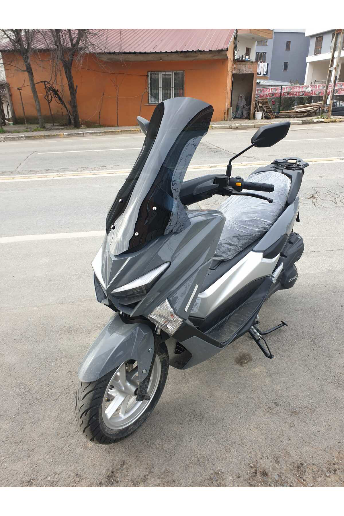 Motocam Volta Apec Apx5 Siperlik Ön Cam 2023-2025 Model 57Cm Siyah Renkli