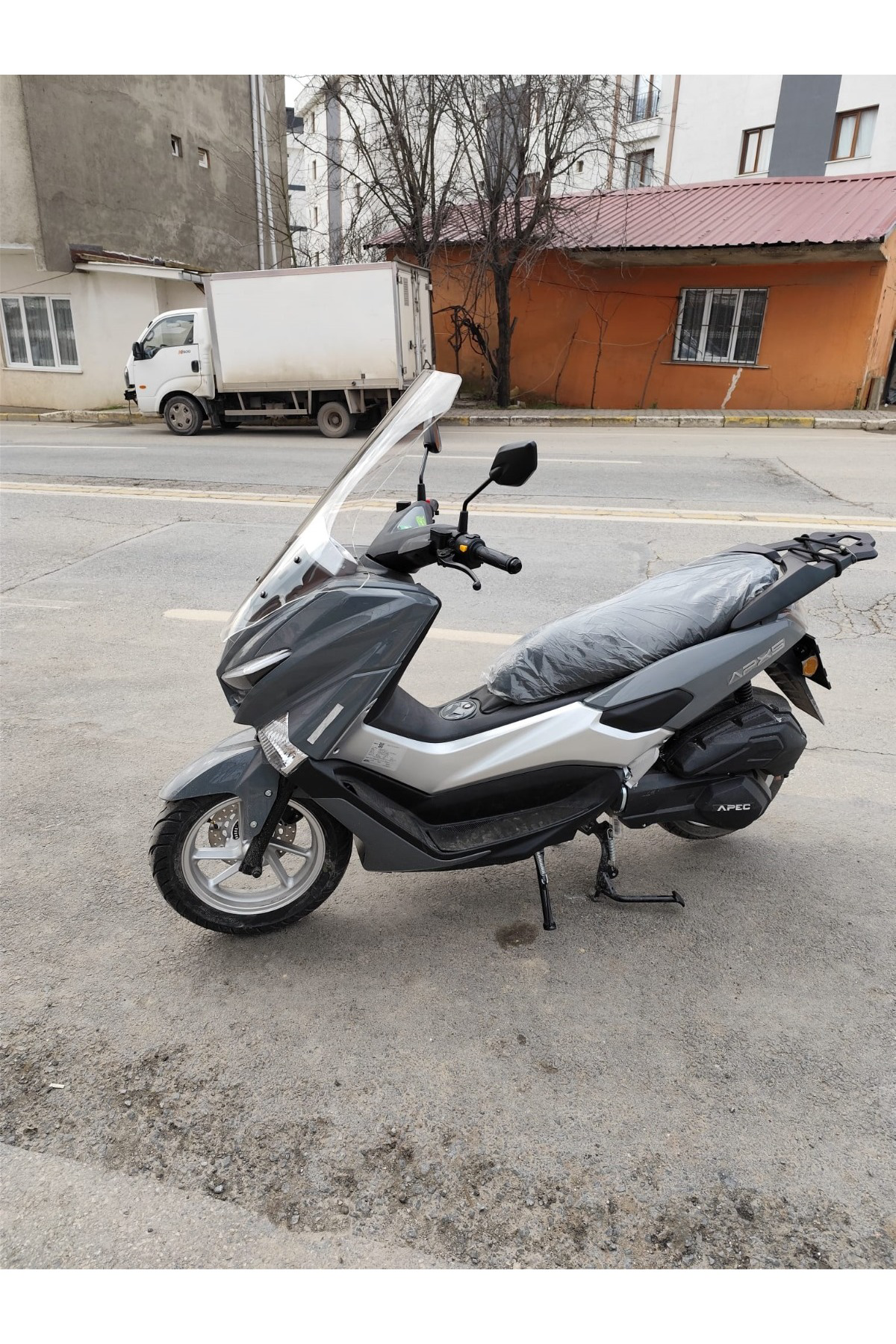 Motocam Volta Apec Apx5 Siperlik Ön Cam 2023-2025 Model 78Cm Şeffaf Renkl