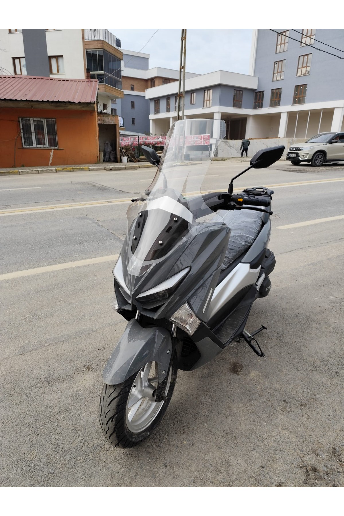 Motocam Volta Apec Apx5 Siperlik Ön Cam 2023-2025 Model 78Cm Şeffaf Renkl