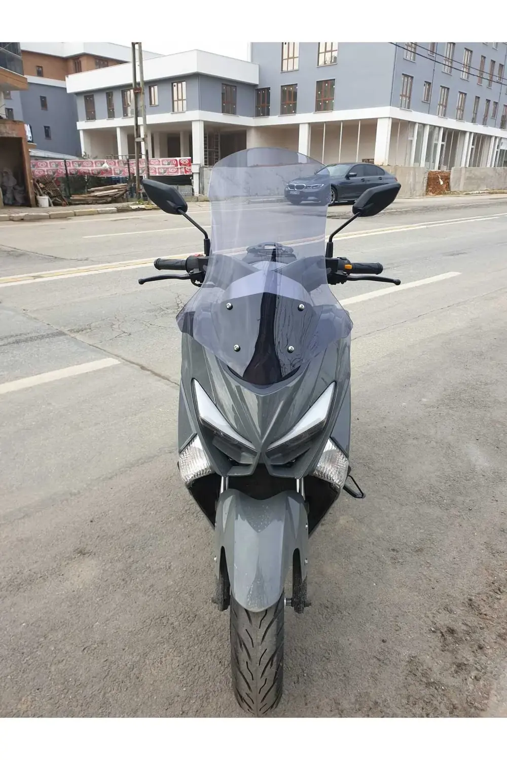 Volta Apec Apx5 Siperlik Ön Cam 2023-2025 Model 57cm Füme Renkli