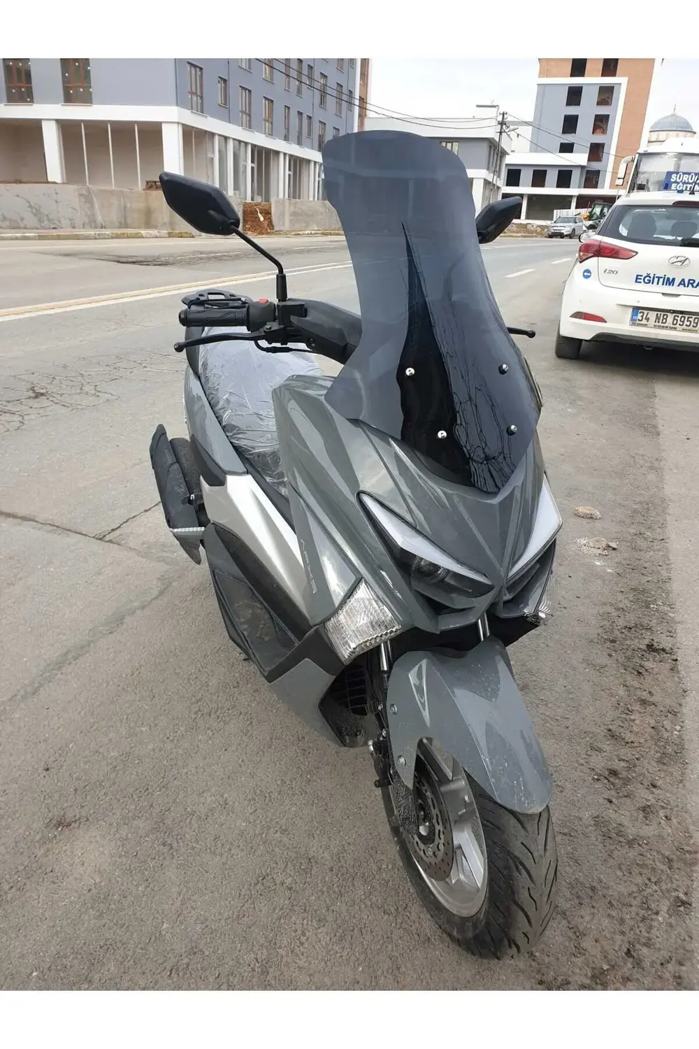 Volta Apec Apx5 Siperlik Ön Cam 2023-2025 Model 68cm Siyah Renkli