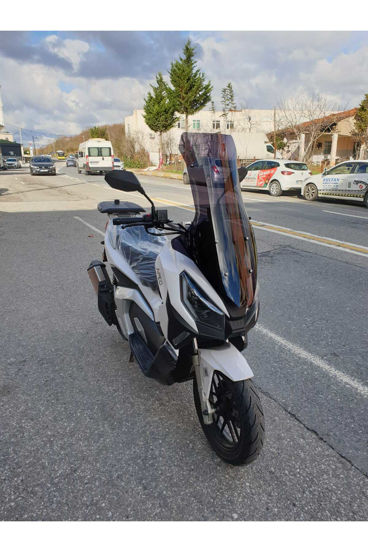 Motocam Volta Apec Apx7 Ön Cam 2024 Model Uyumlu 78Cm Siyah Renkli 4Mm Uz