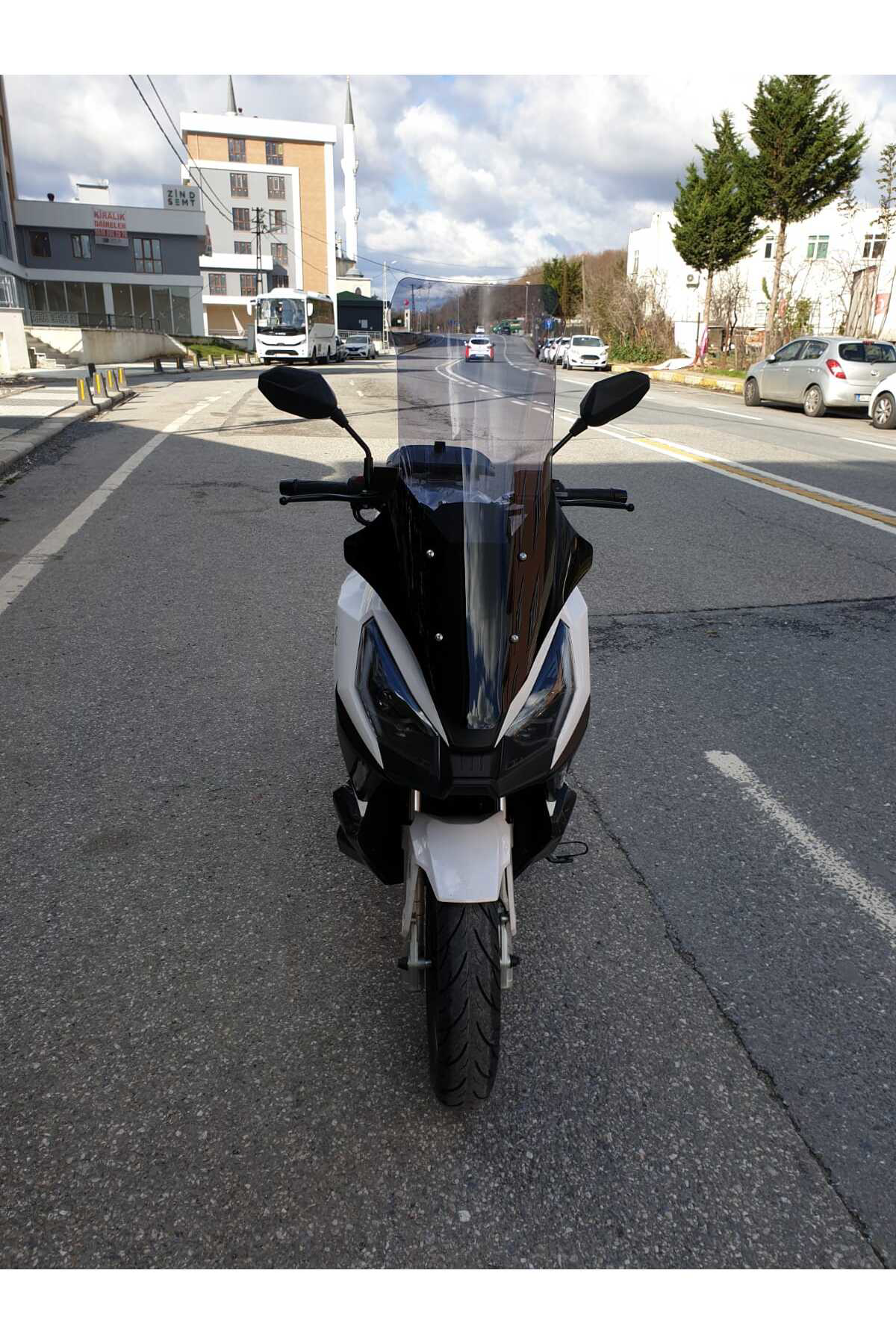 Motocam Volta Apec Apx7 Ön Cam 2024 Model 78Cm Açıkfüme Renkli 4Mm Uzun C