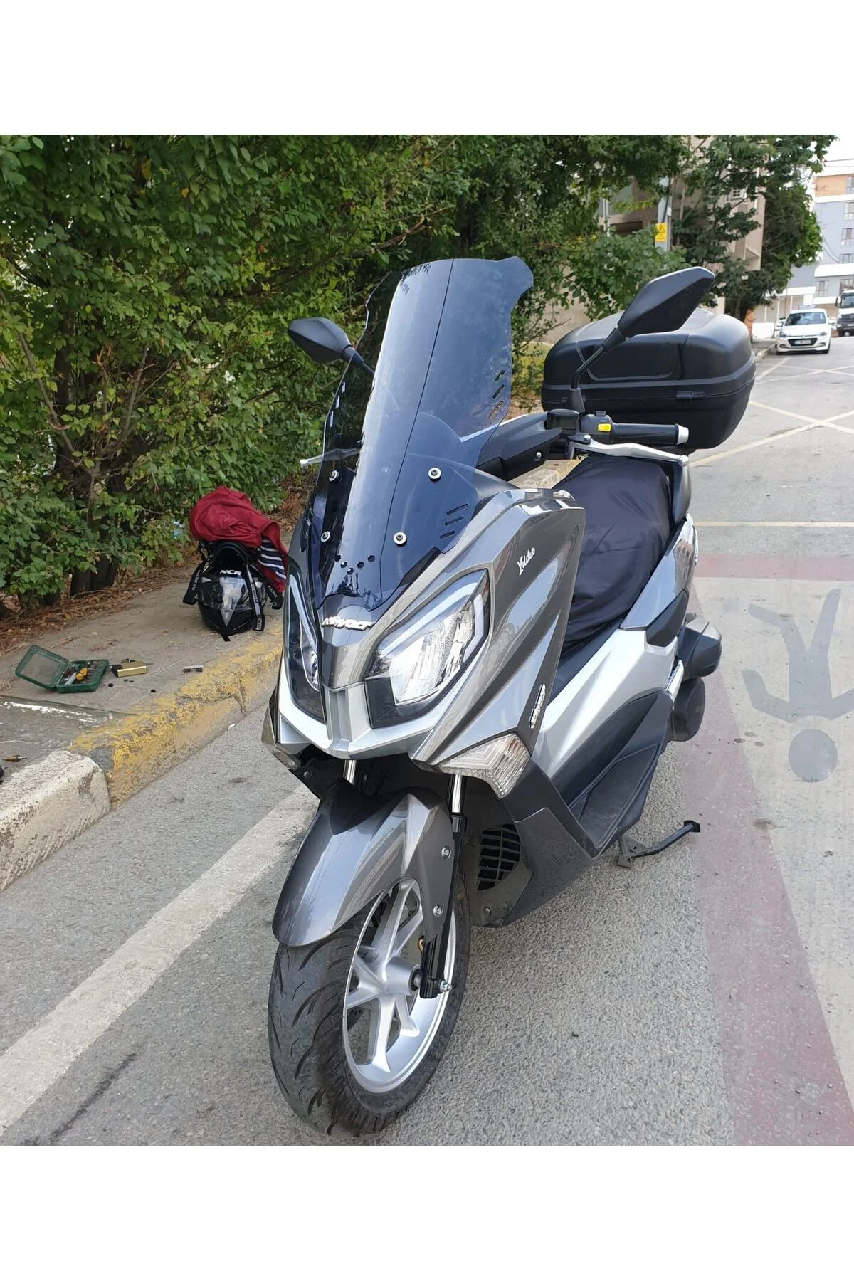 Volta Revolt Rm5 Ön Cam 2020-2021 Model 65cm Füme Renkli 4mm ORTA BOYLU