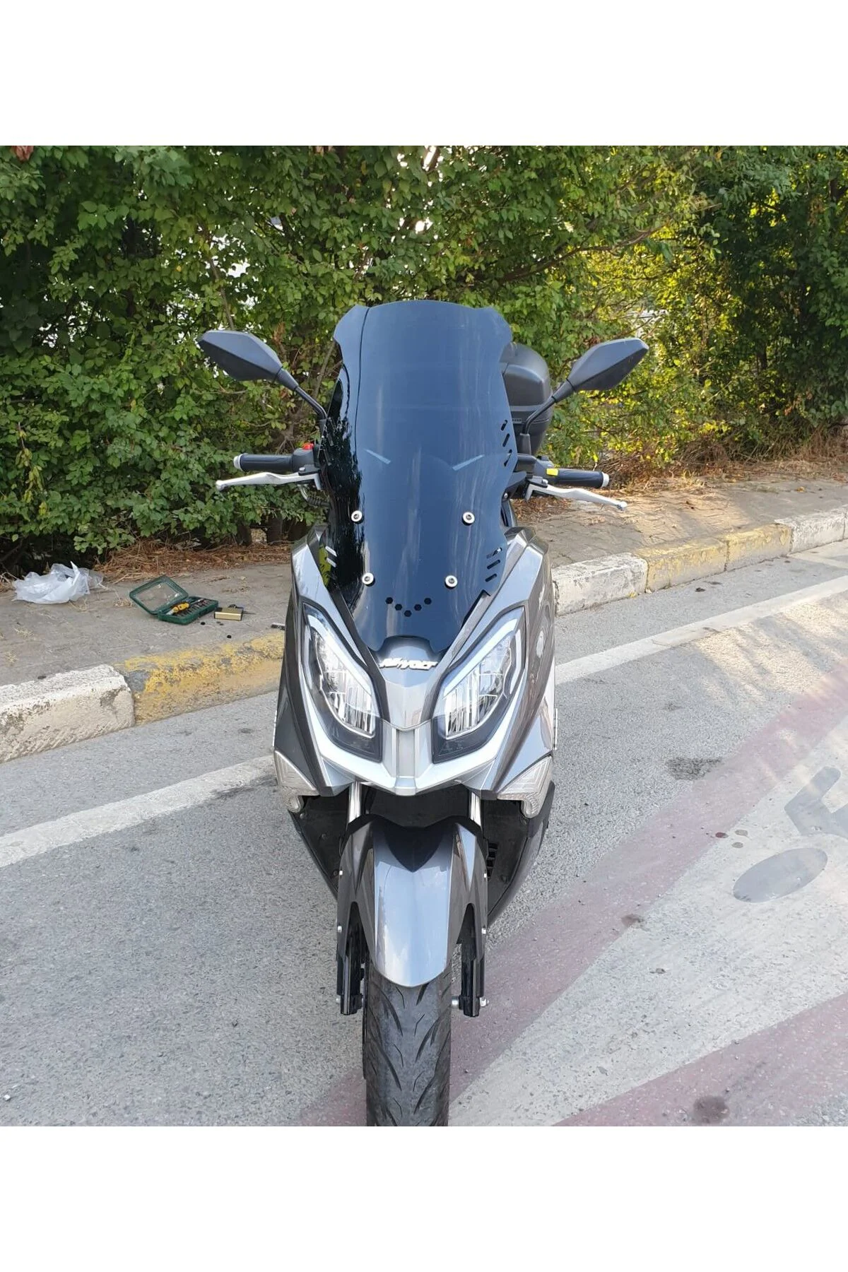 Volta Revolt Rm5 Ön Cam 2020-2021 Model 65cm Siyah Renkli 4mm ORT
