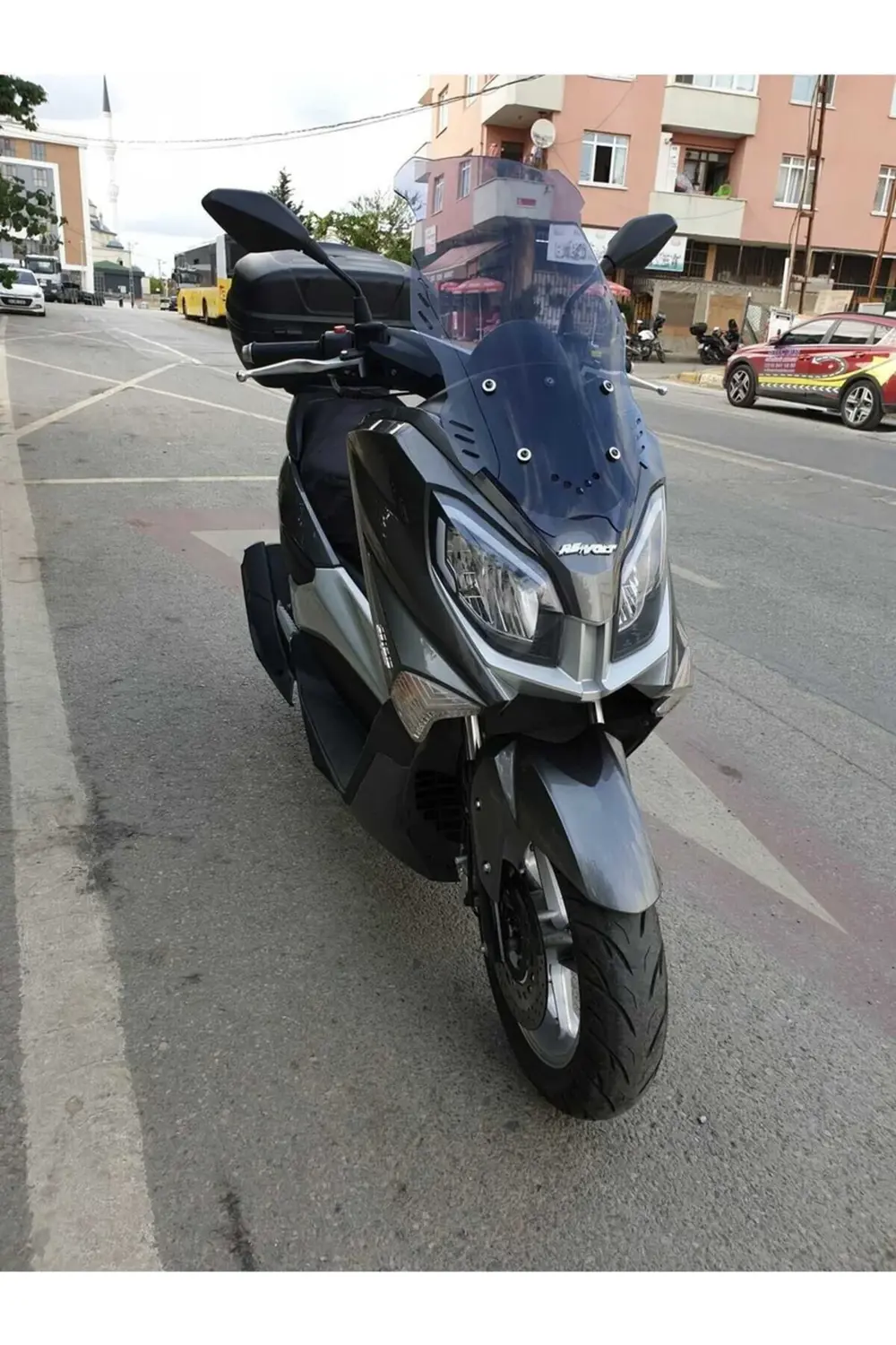 Volta Revolt Rm5 Ön Cam 2020-2021 Model 65cm Füme Renkli 4mm ORTA