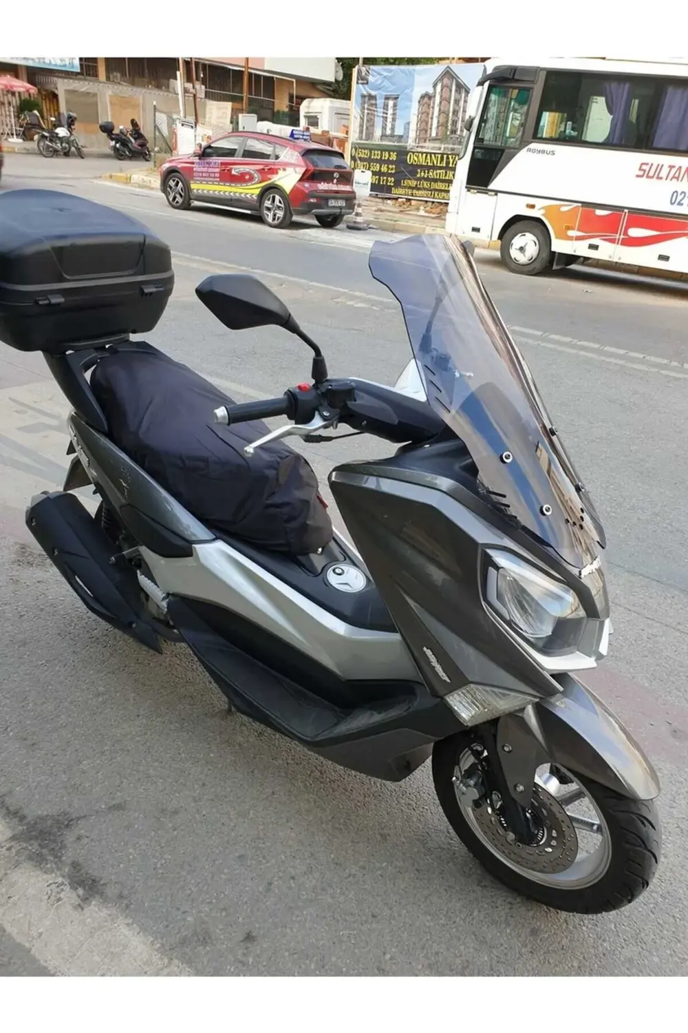 Volta Revolt Rm5 Ön Cam 2020-2021 Model 65cm Füme Renkli 4mm ORTA