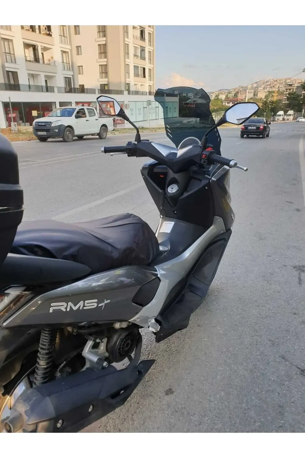 Volta Revolt Rm5 Ön Cam 2020-2021 Model 65cm Siyah Renkli 4mm ORT