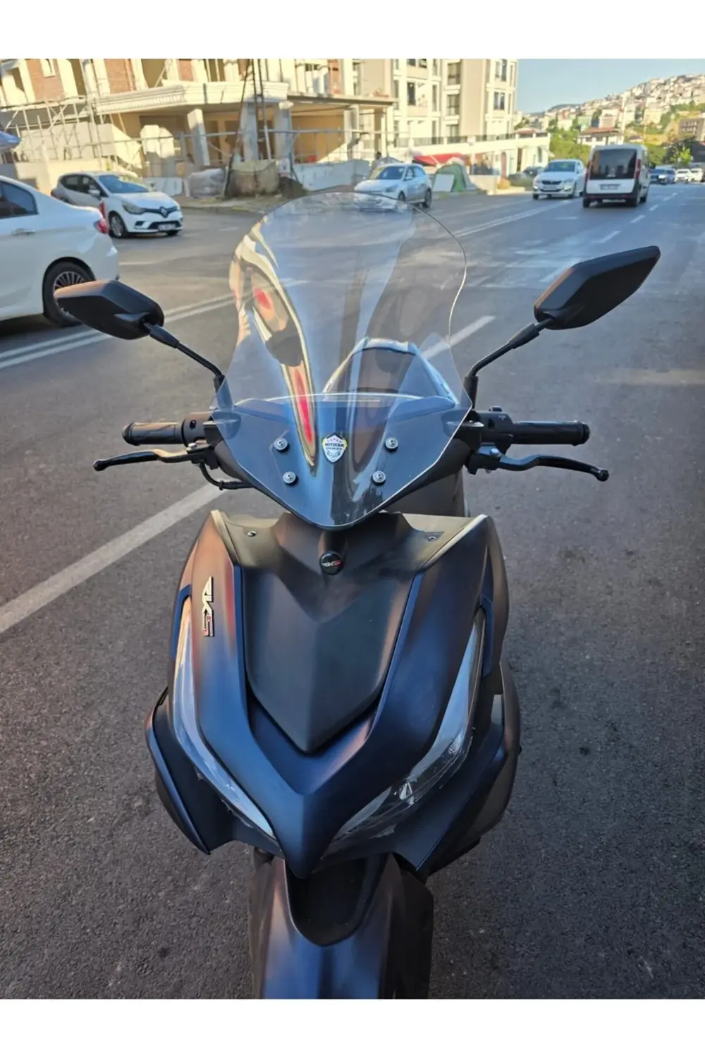 Volta Revolt RSX3 Ön Cam 2022-2025 Model 43cm Şeffaf Renkli SPORT