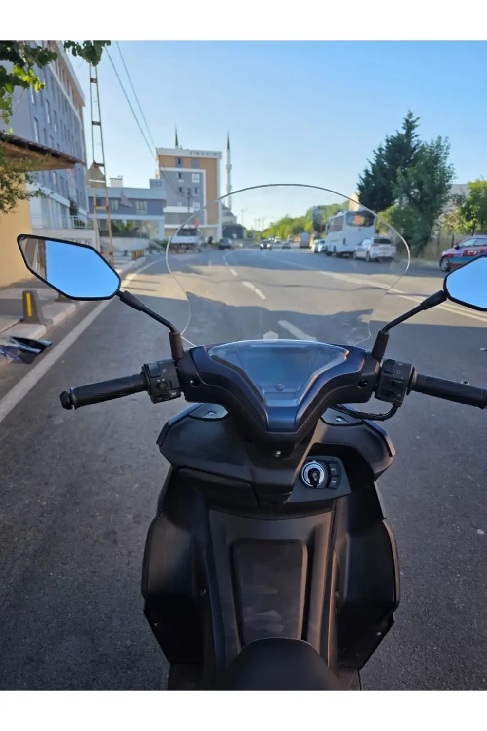 Volta Revolt RSX3 Ön Cam 2022-2025 Model 43cm Şeffaf Renkli SPORT