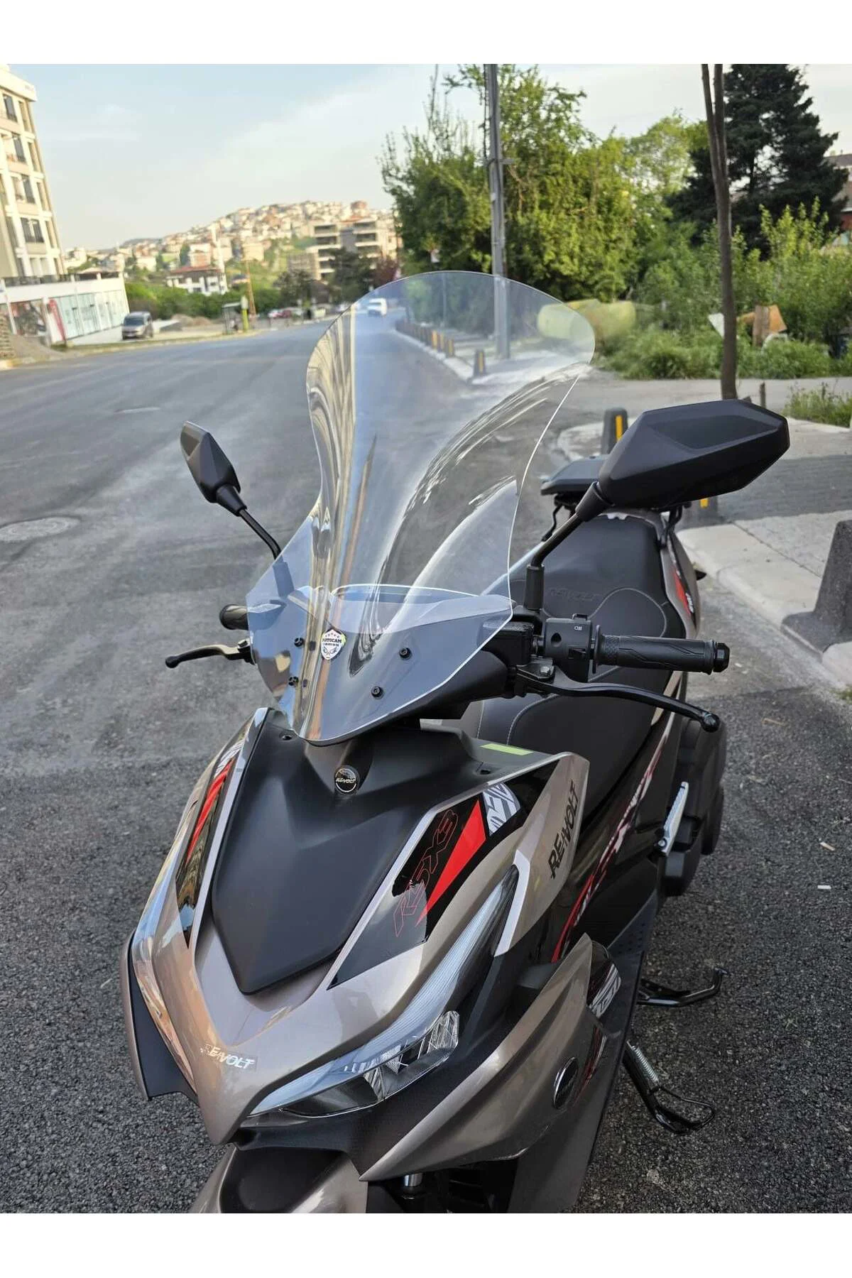 Volta Revolt RSX3 Ön Cam 2022-2026 Model 54cm Şeffaf Renkli SPORT