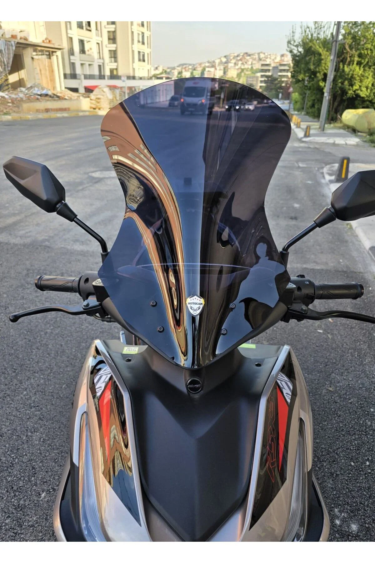 Volta Revolt RSX3 Ön Cam 2022-2026 Model 54cm Siyah Renkli SPORTİ