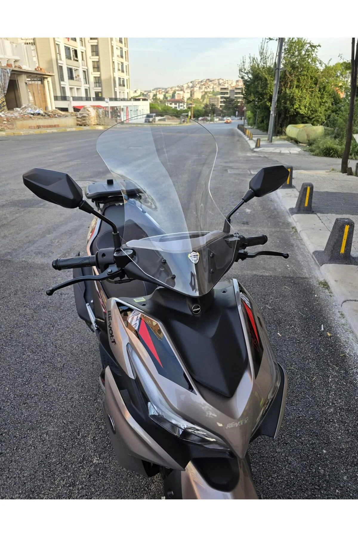 Volta Revolt RSX3 Ön Cam 2022-2026 Model 54cm Şeffaf Renkli SPORT