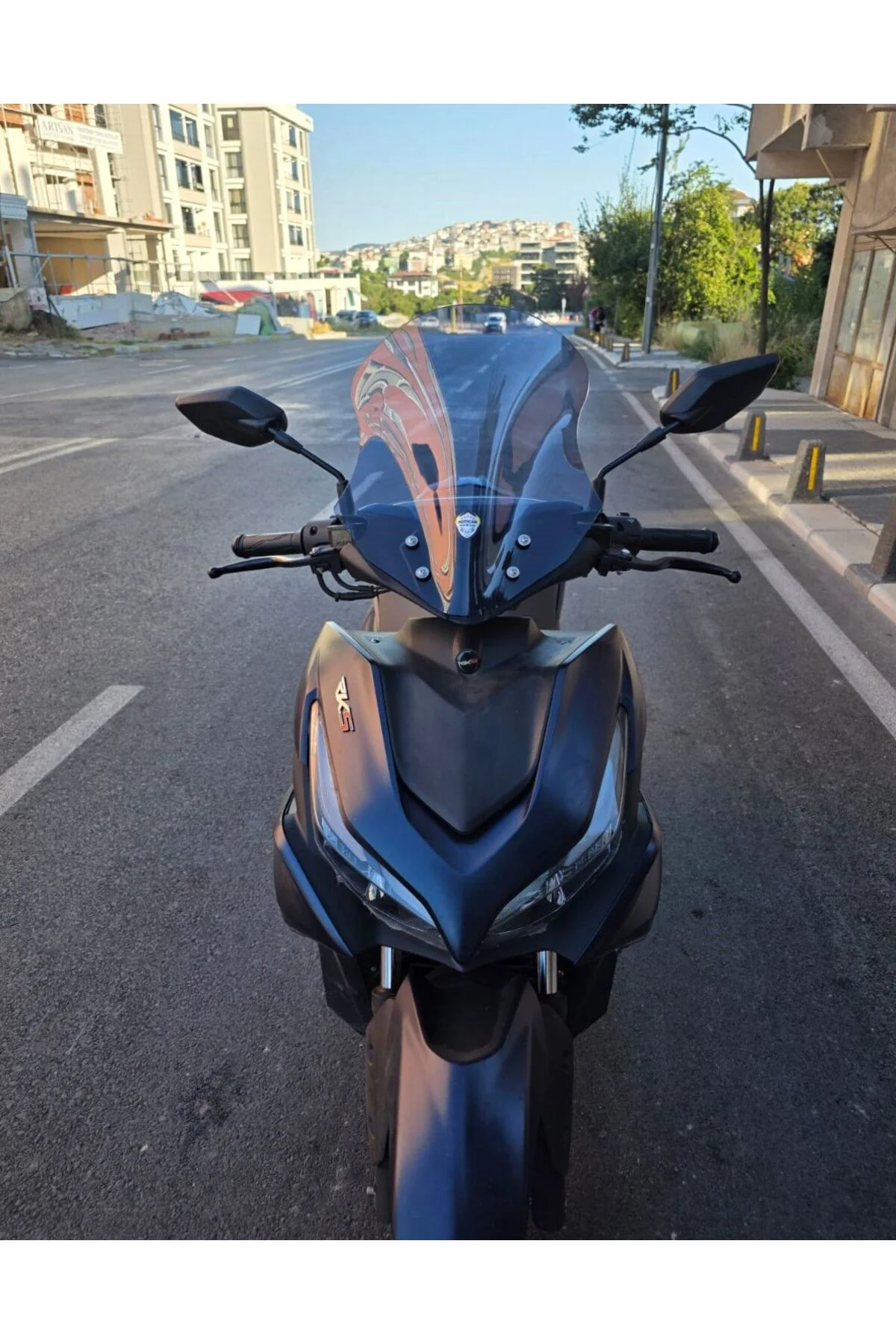 Volta Revolt RSX3 Ön Cam 2022-2026 Model 43cm Füme Renkli SPORTİF