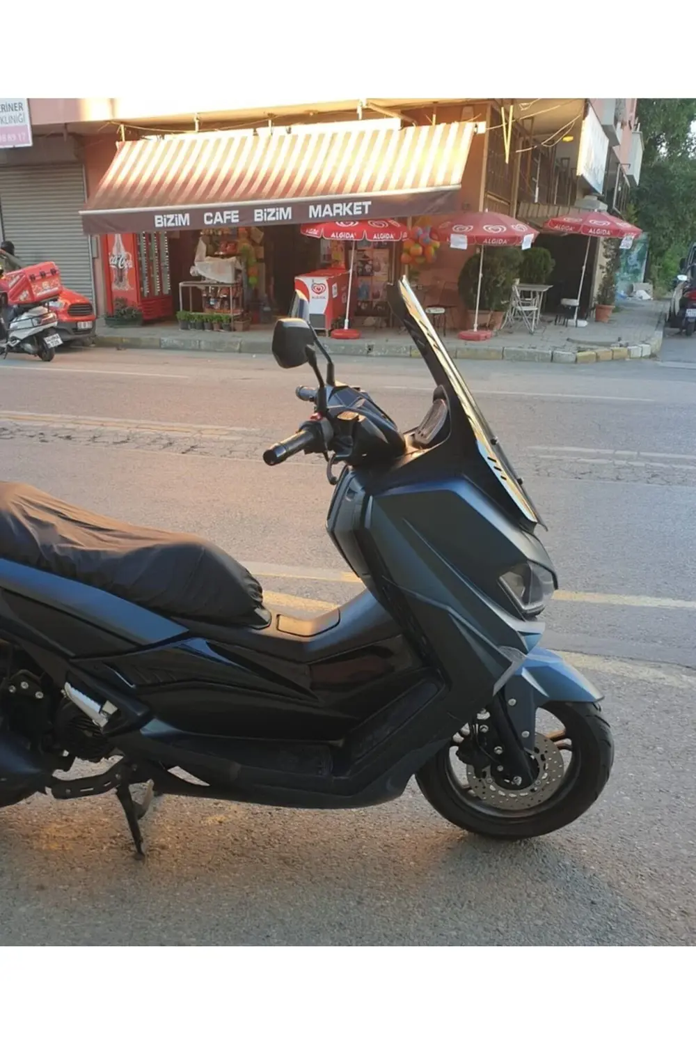 Volta Revolt RSX5 Ön Cam 2022-2025 Model 65cm Siyah Renkli 4mm