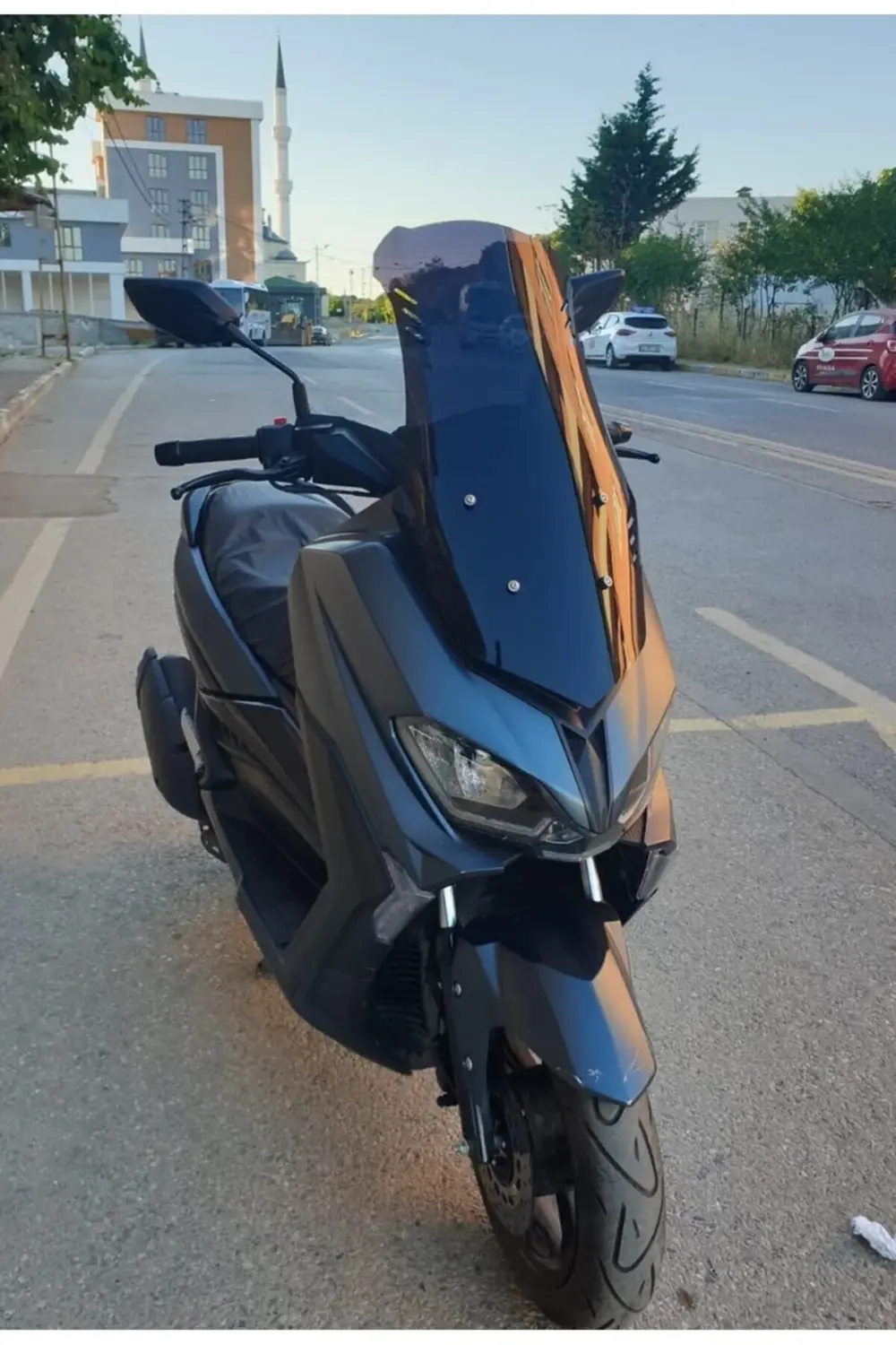 Volta Revolt RSX5 Ön Cam 2022-2025 Model 65cm Siyah Renkli 4mm