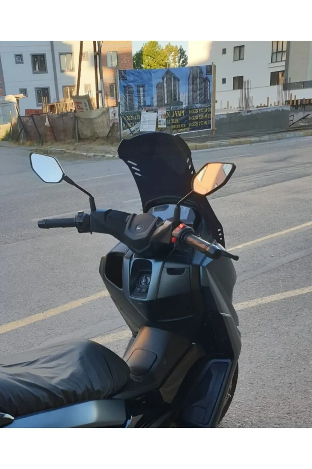 Volta Revolt RSX5 Ön Cam 2022-2025 Model 65cm Siyah Renkli 4mm