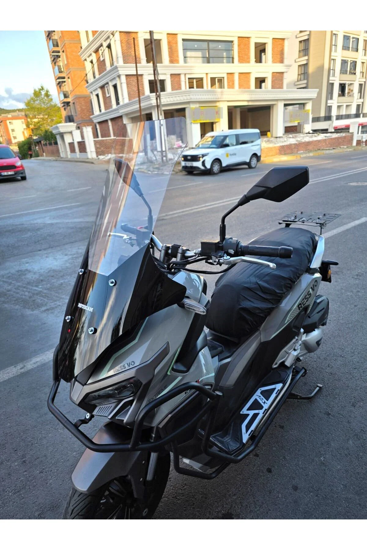Volta Revolt RSX7 Ön Cam 2022-2026 Model 78cm Şeffaf Renkli 4mm