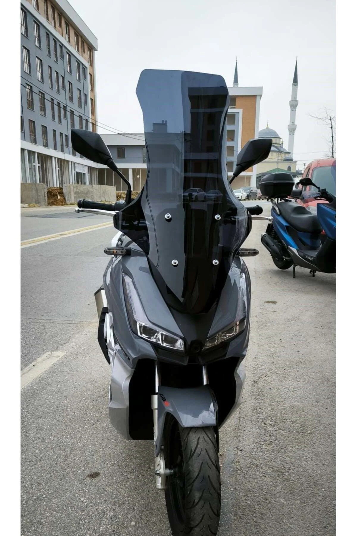 Volta Revolt RSX7 Ön Cam 2022-2026 Model 78cm Siyah Renkli 4mm