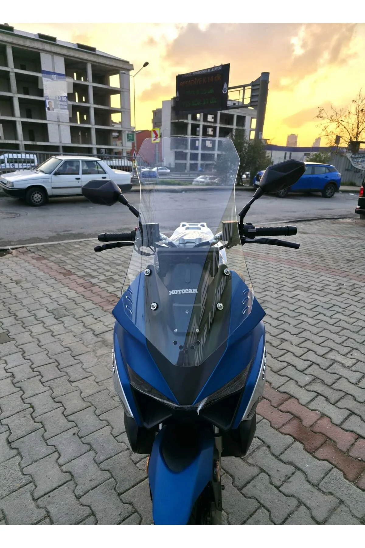 Volta Revolt RSX7 Ön Cam 2022-2026 Model 65cm Şeffaf Renkli 4mm