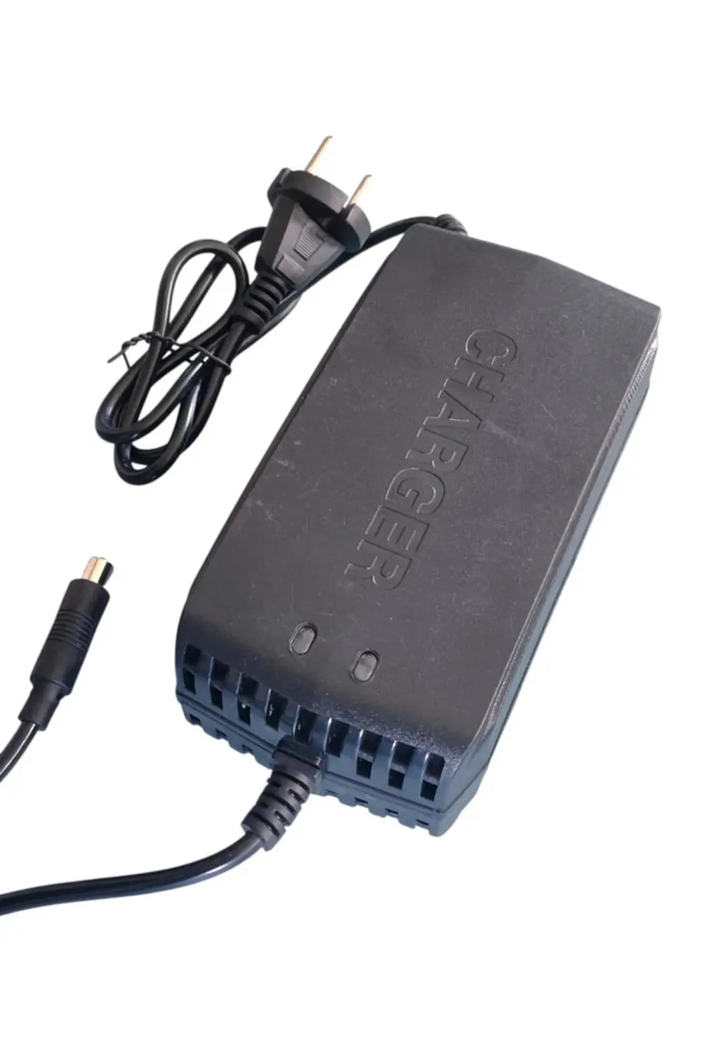 Volta Vt1 Elektrikli Scooter Şarj Cihazı 42V 3A