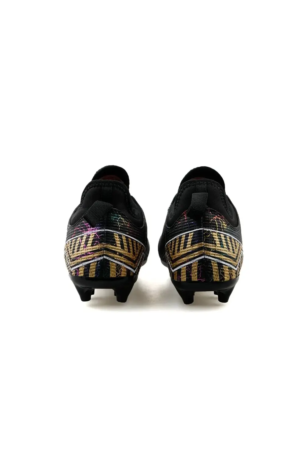 Voltran Anatomik Tabanlı Çim-Halı Saha Futbol Ayakkabısı Krampon