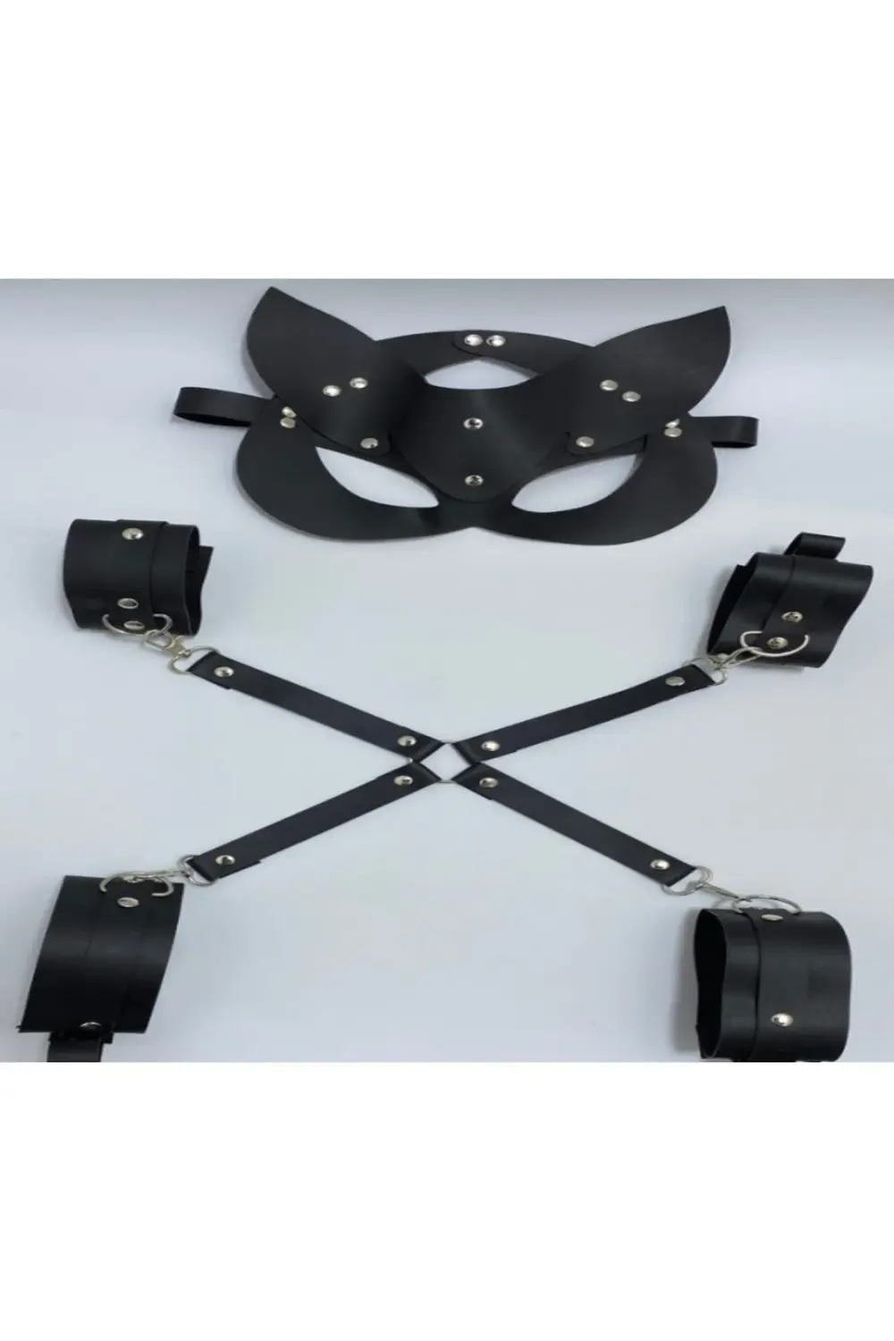 VONDA FANTEZİ DERİ AKSESUAR