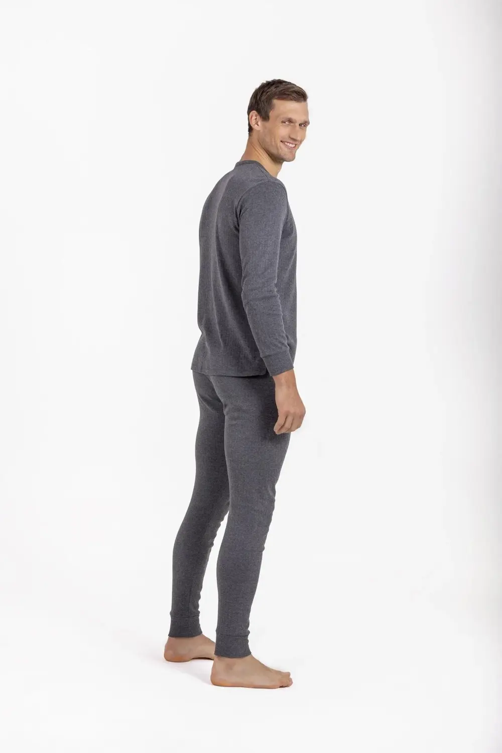 Vücudu Saran Rahat Kesim Nefes Alabilir Kumaş Termal İçlik Alt Üs