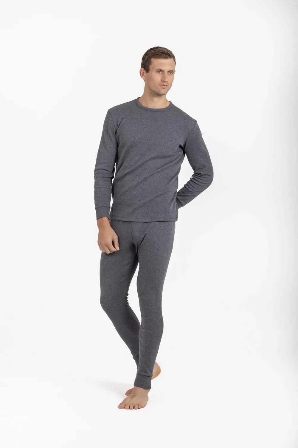 Vücudu Saran Rahat Kesim Nefes Alabilir Kumaş Termal İçlik Alt Üs