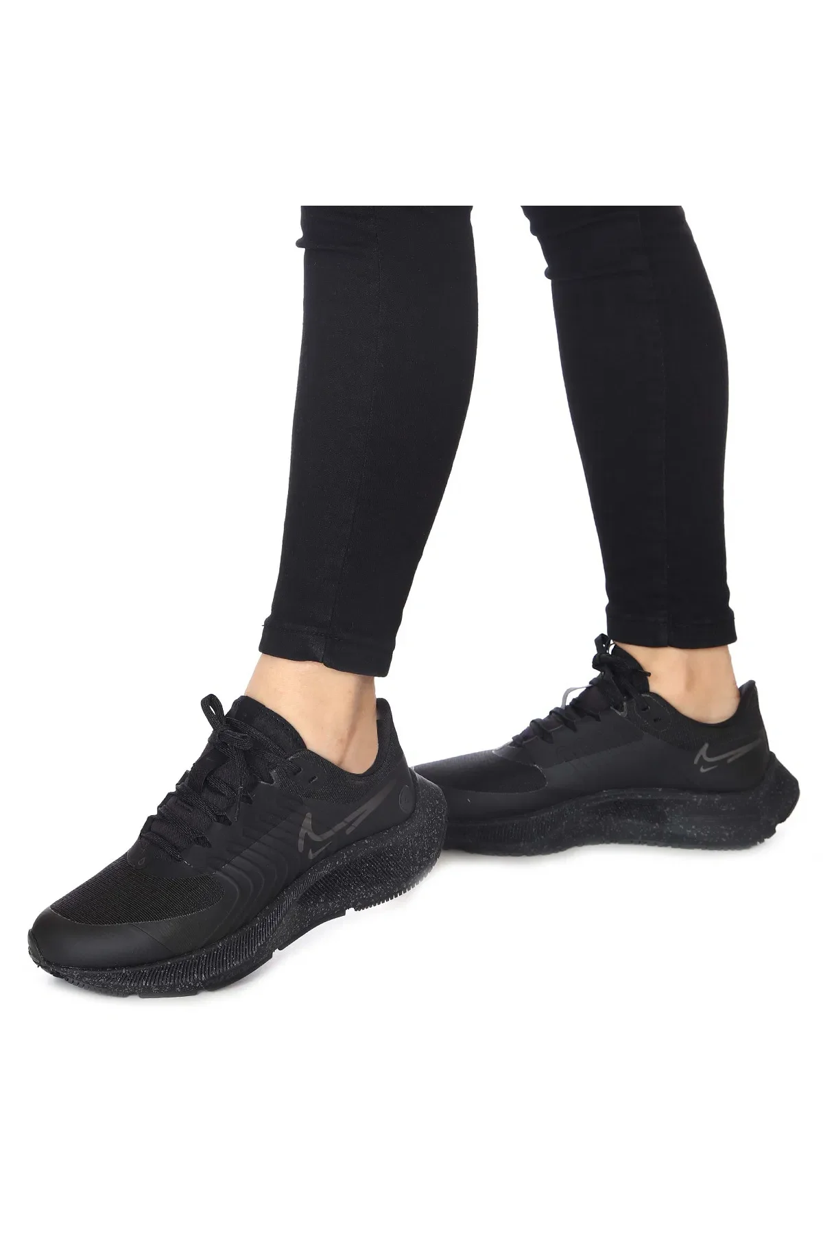 W Air Zoom Pegasus 38 Shield Siyah Koşu Ayakkabısı DC4074-002
