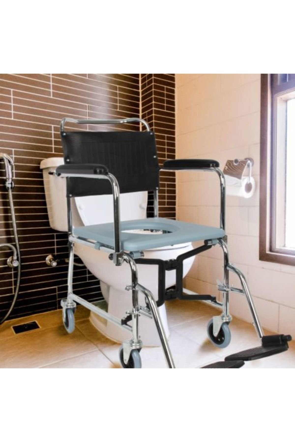 Wollex W689 Klozetli Banyo Tekerlekli Sandalyesi