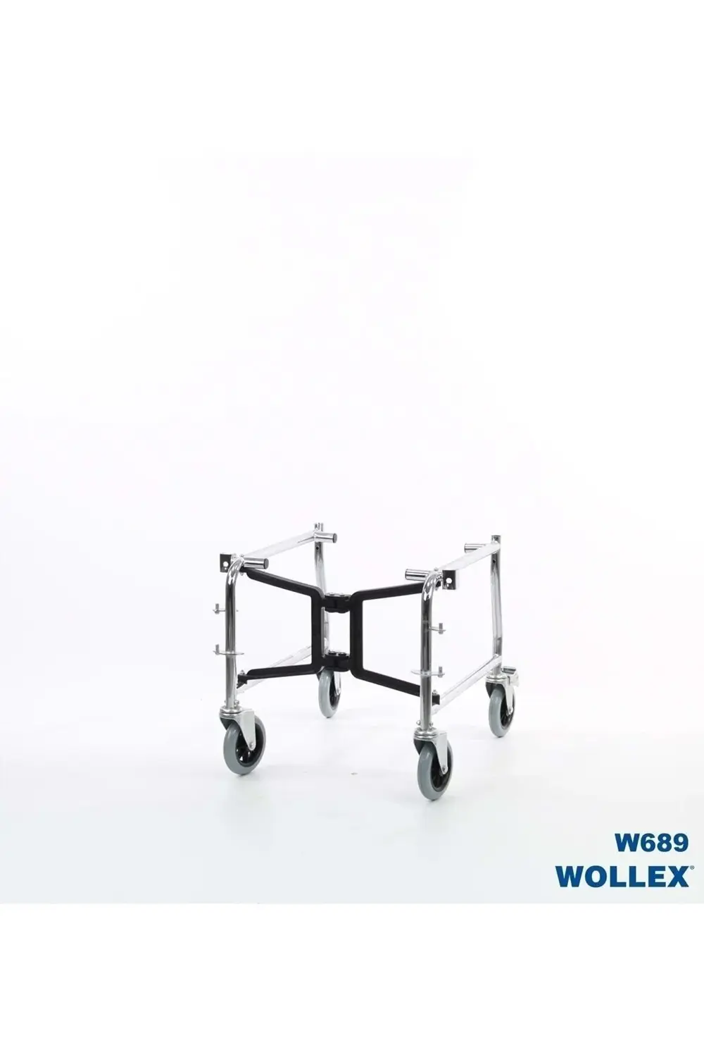 W689 Klozetli Tekerlekli Banyo Sandalyesi