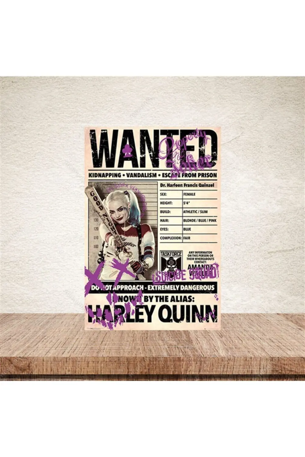 Wanted Harley Quinn 20-30 cm Retro Ahşap Poster Wanted Harley Quinn 20-30 cm Retro Ahşap Poster