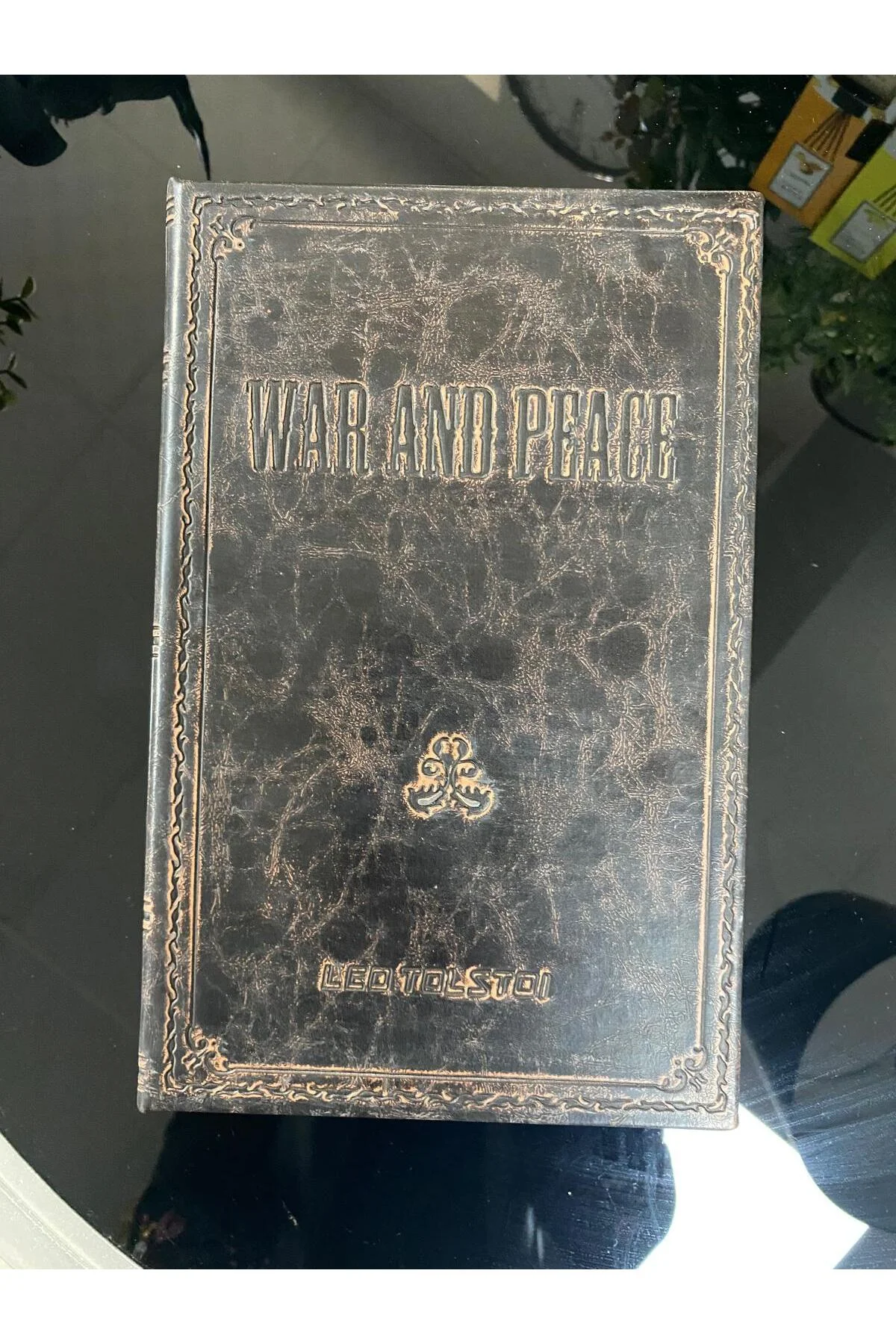 War and Peace Kabartmalı Dekoratif Kitap Kutu 5x16x24 Cm - Görsel 3