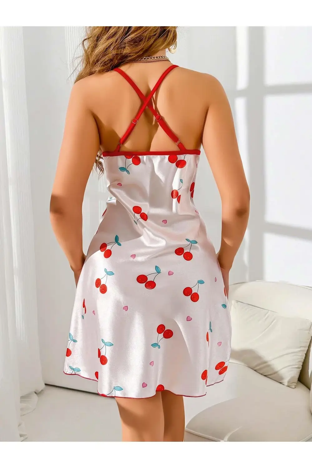 Kiviva Way Moda Kadın Beyaz Kırmızı Kiraz Desenli Saten Gecelik 2230