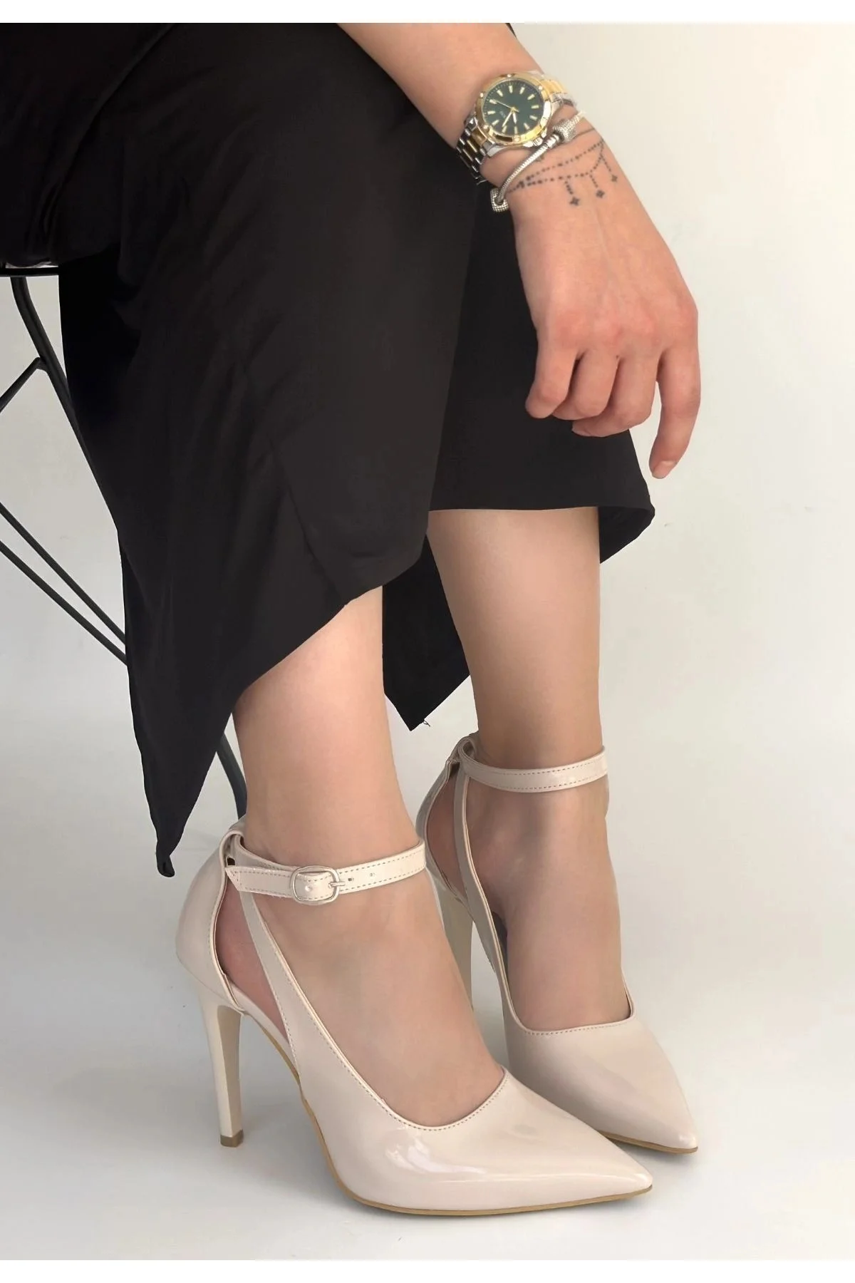 Wenni Bej Rugan Stiletto Ayakkabı Wenni Bej Rugan Stiletto Ayakkabı