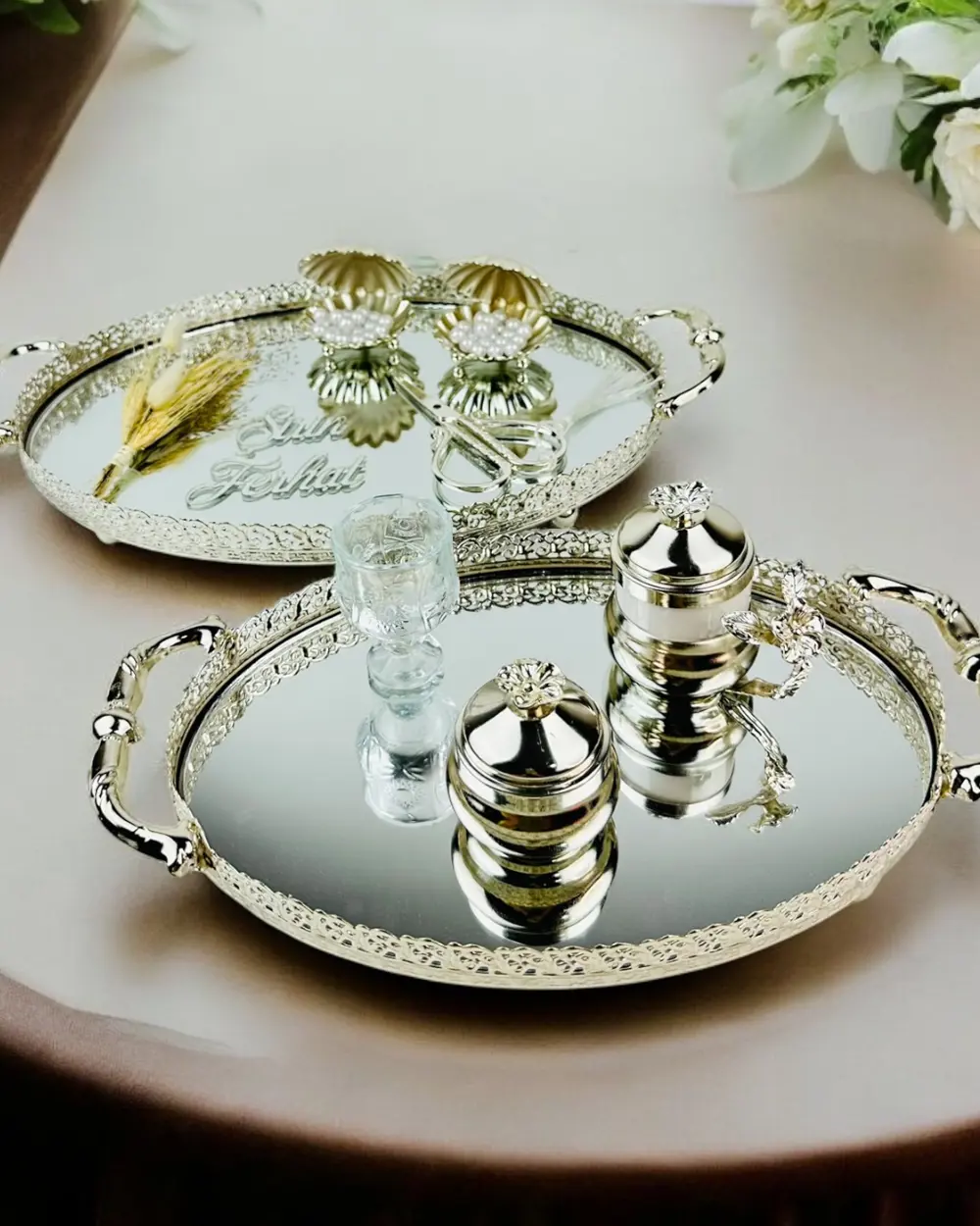 Whisper Metal Gümüş Söz Tepsisi