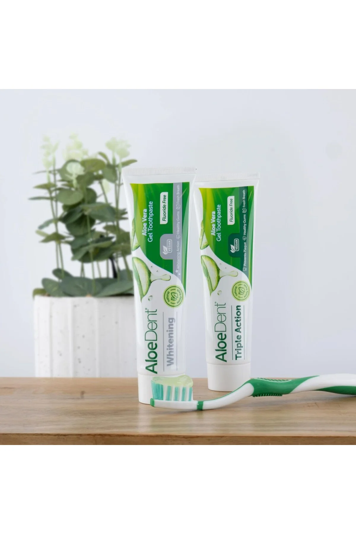 Whitening, Ekstra Beyazlatıcı Diş Macunu, Florürsüz, 100 ml
