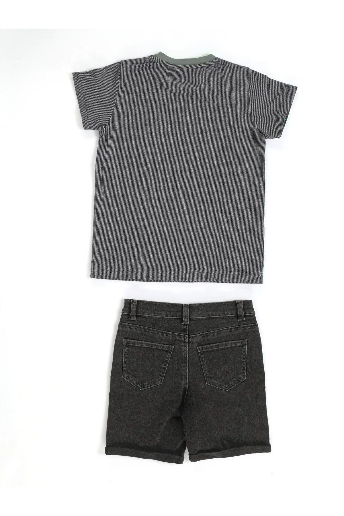 Wild Dino Gri Denim Şort + T-Shirt Takım Beden: 6 Yaş Wild Dino Gri Denim Şort + T-Shirt Takım Beden: 6 Yaş - Görsel 3