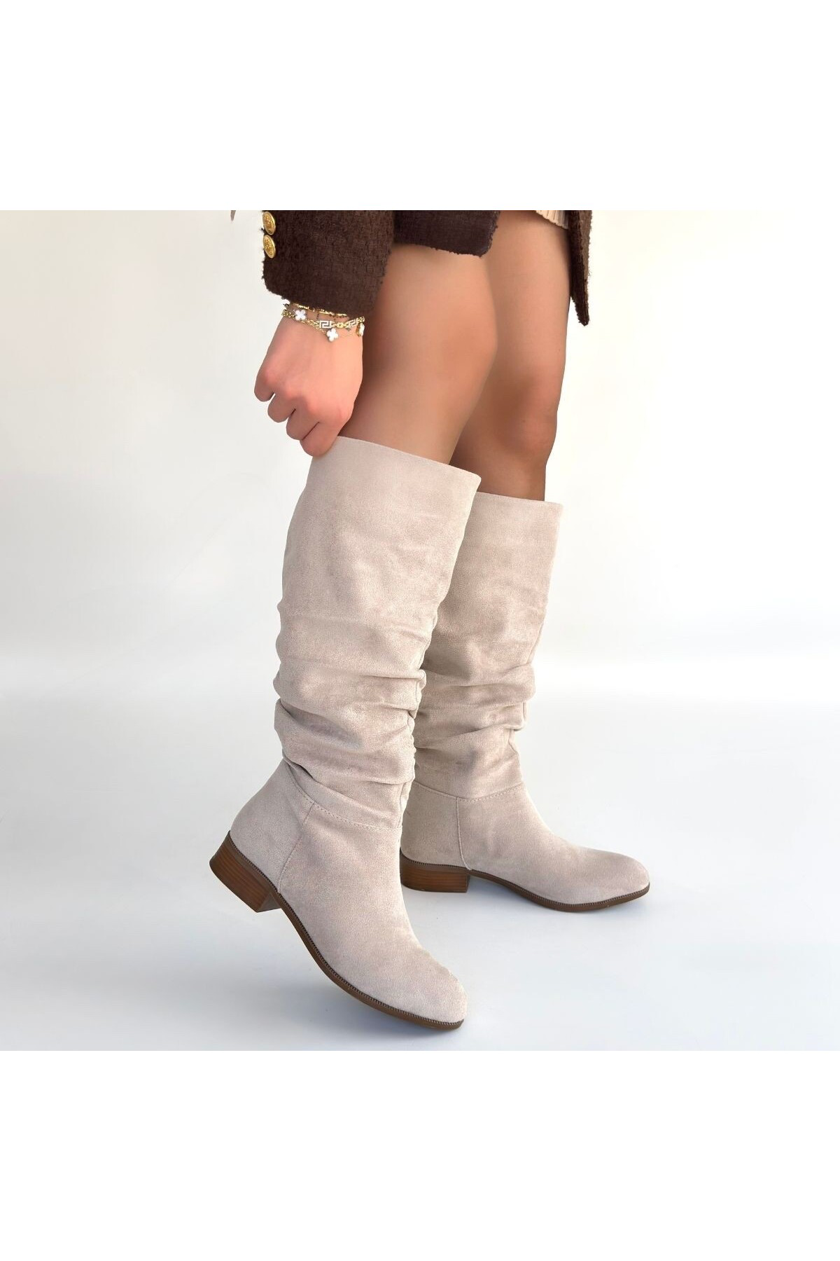 Winda Bej Süet Körüklü Topuklu Çizme - Lisinya