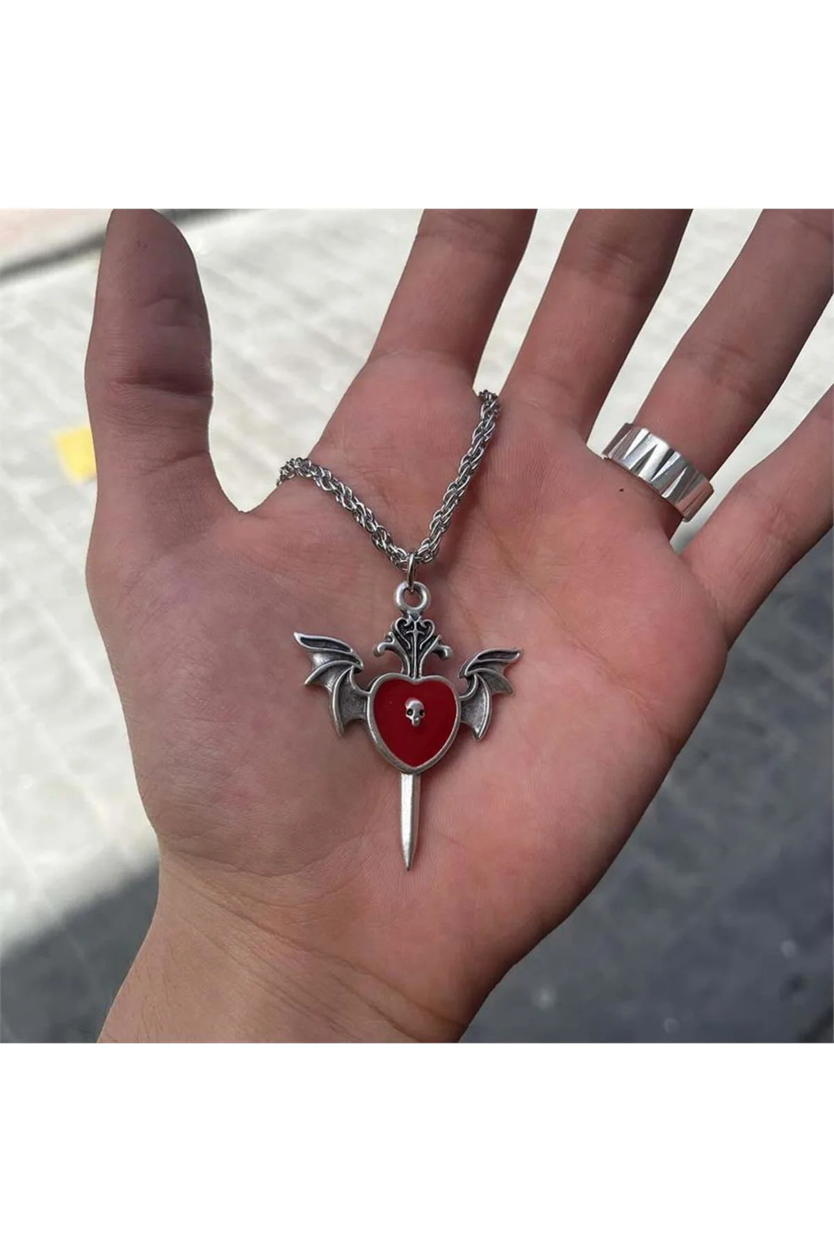 Wings And Sword Kırmızı Kalp Kolye